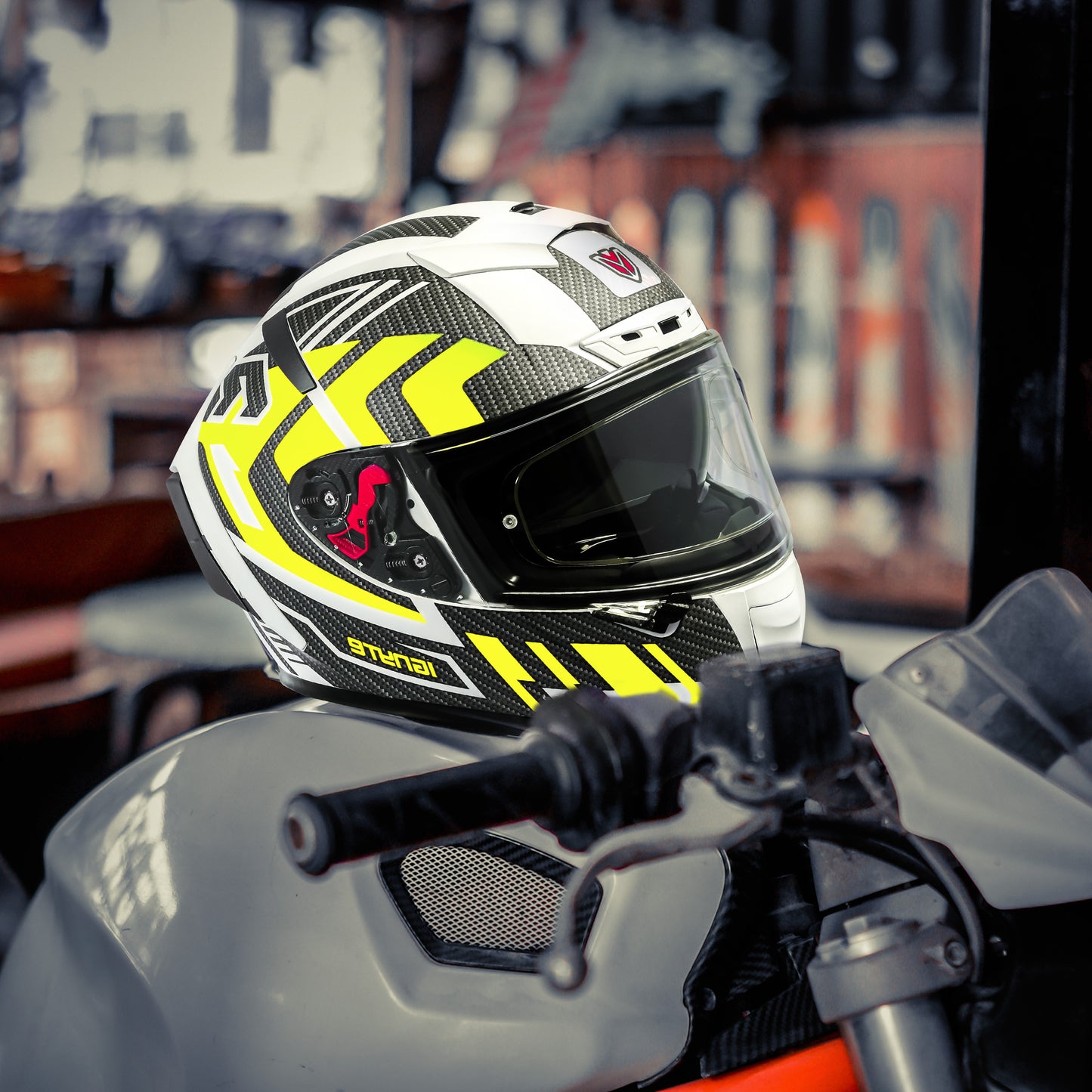 Ignyte IGN-4 Atomixx ISI/DOT Certified Full Face Graphic Helmet with Outer Anti-Fog Clear Visor and Inner Smoke Sun Shield (Glossy White Neon)